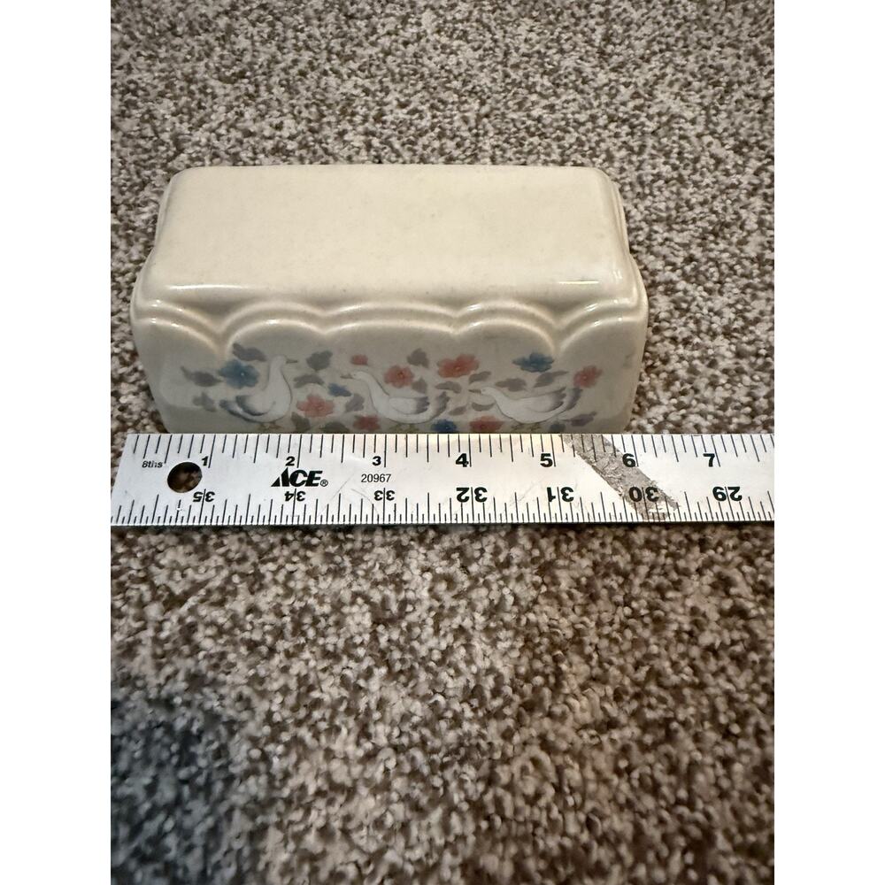 Butter Dish Lid Top Only Goose Flowers Vintage Granny Core Country - Picture 2 of 4